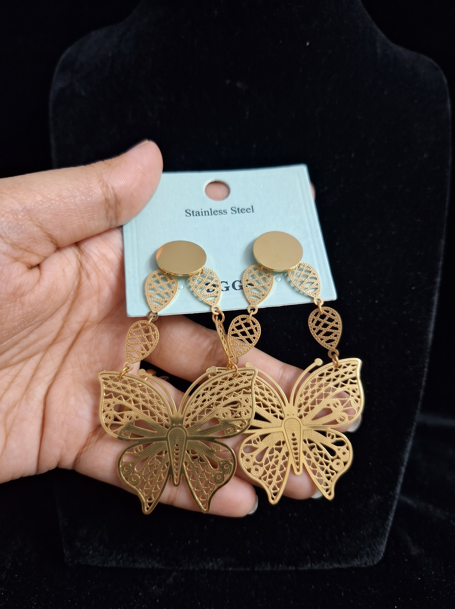Anti tarnish earring 156