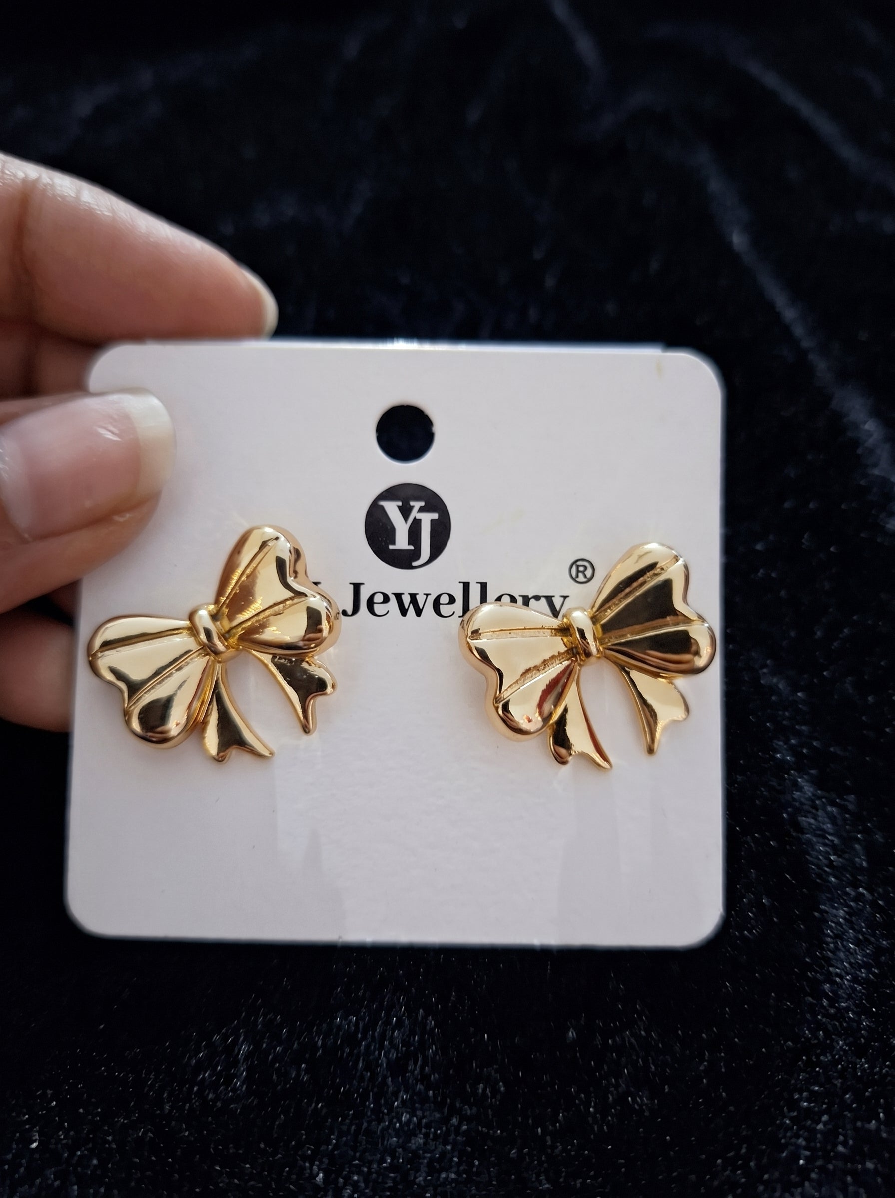 Anti tarnish earring 152