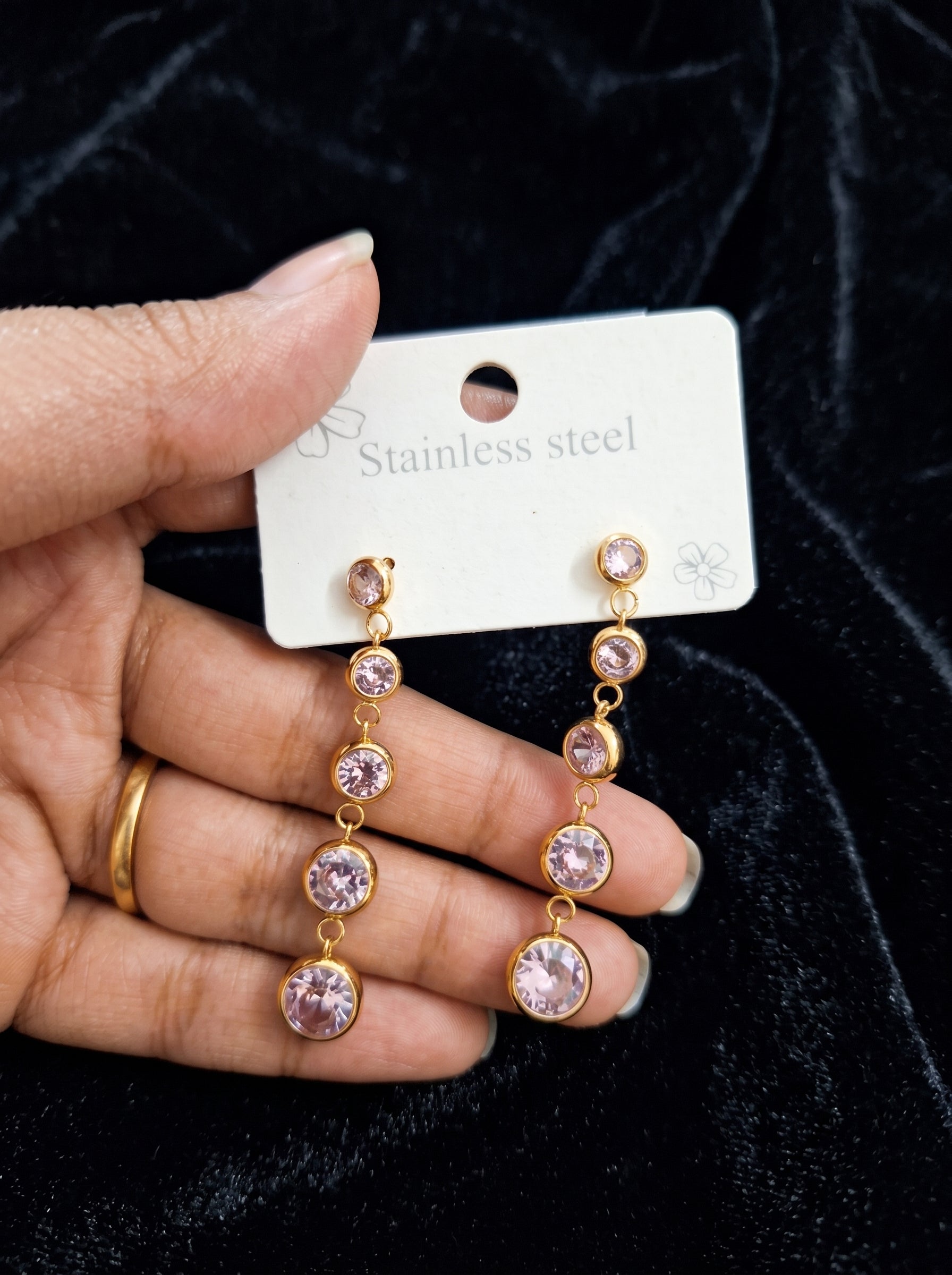 Anti tarnish earring 127
