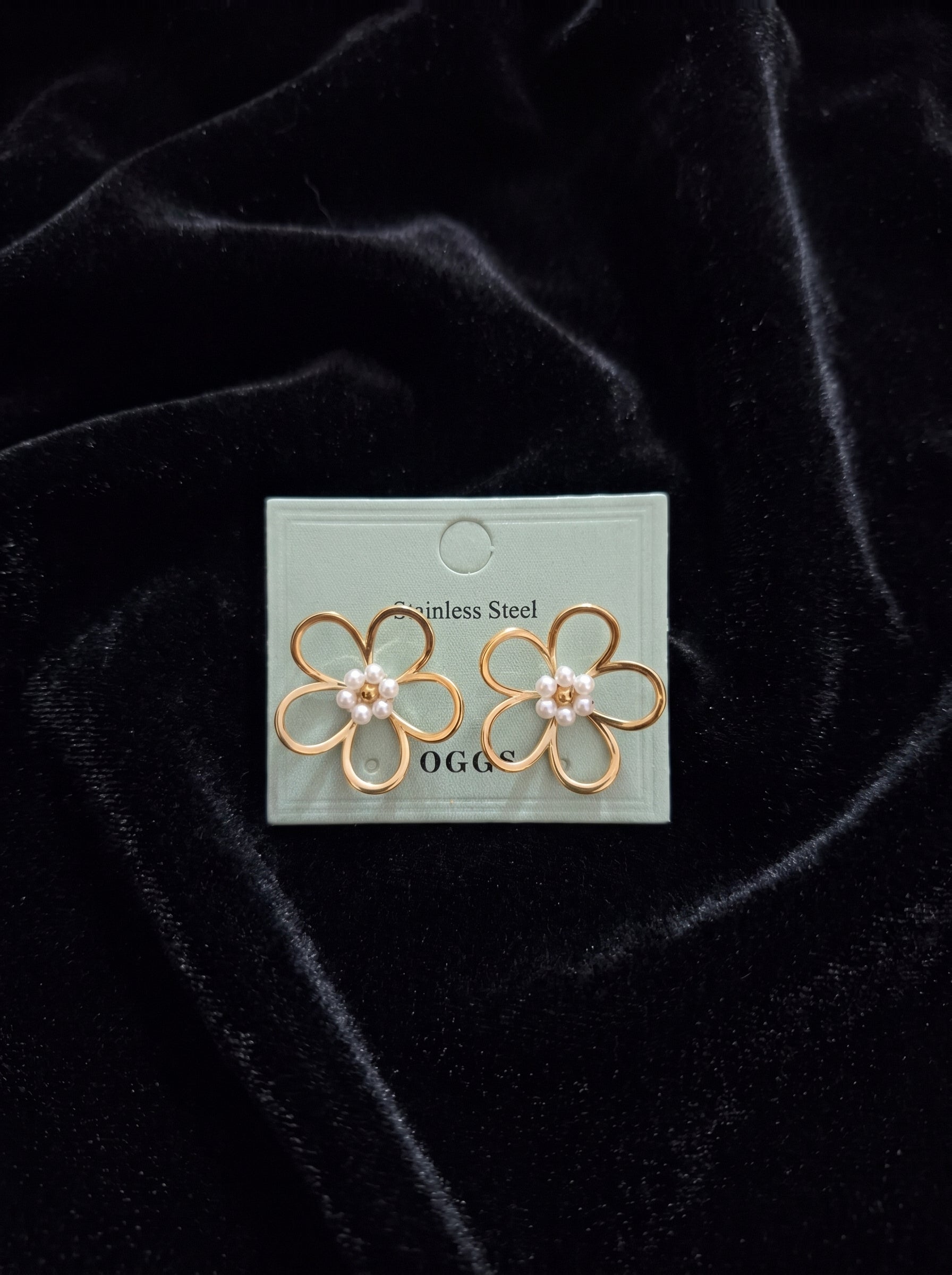 Anti tarnish earring 111