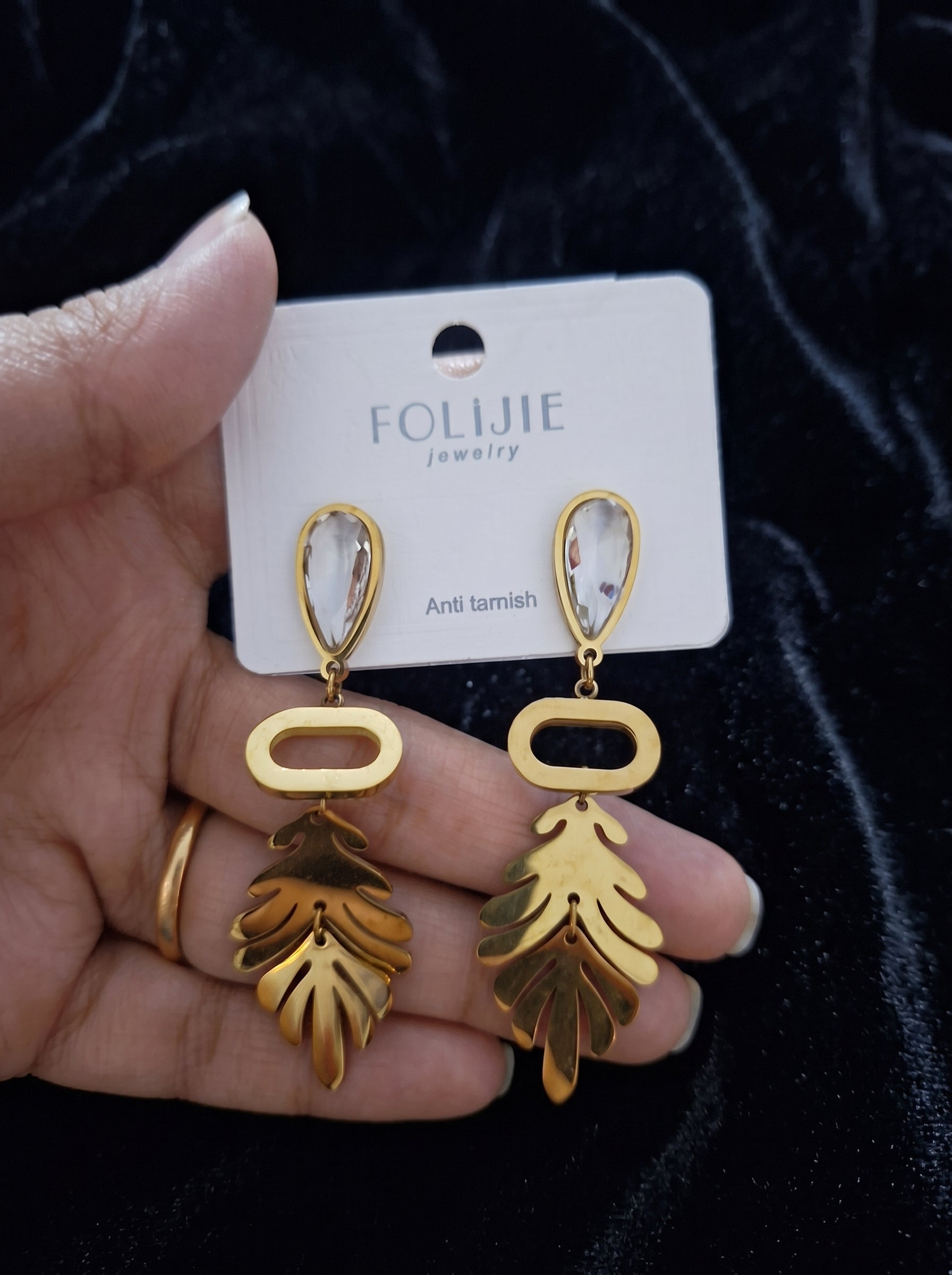 Anti tarnish earring 107