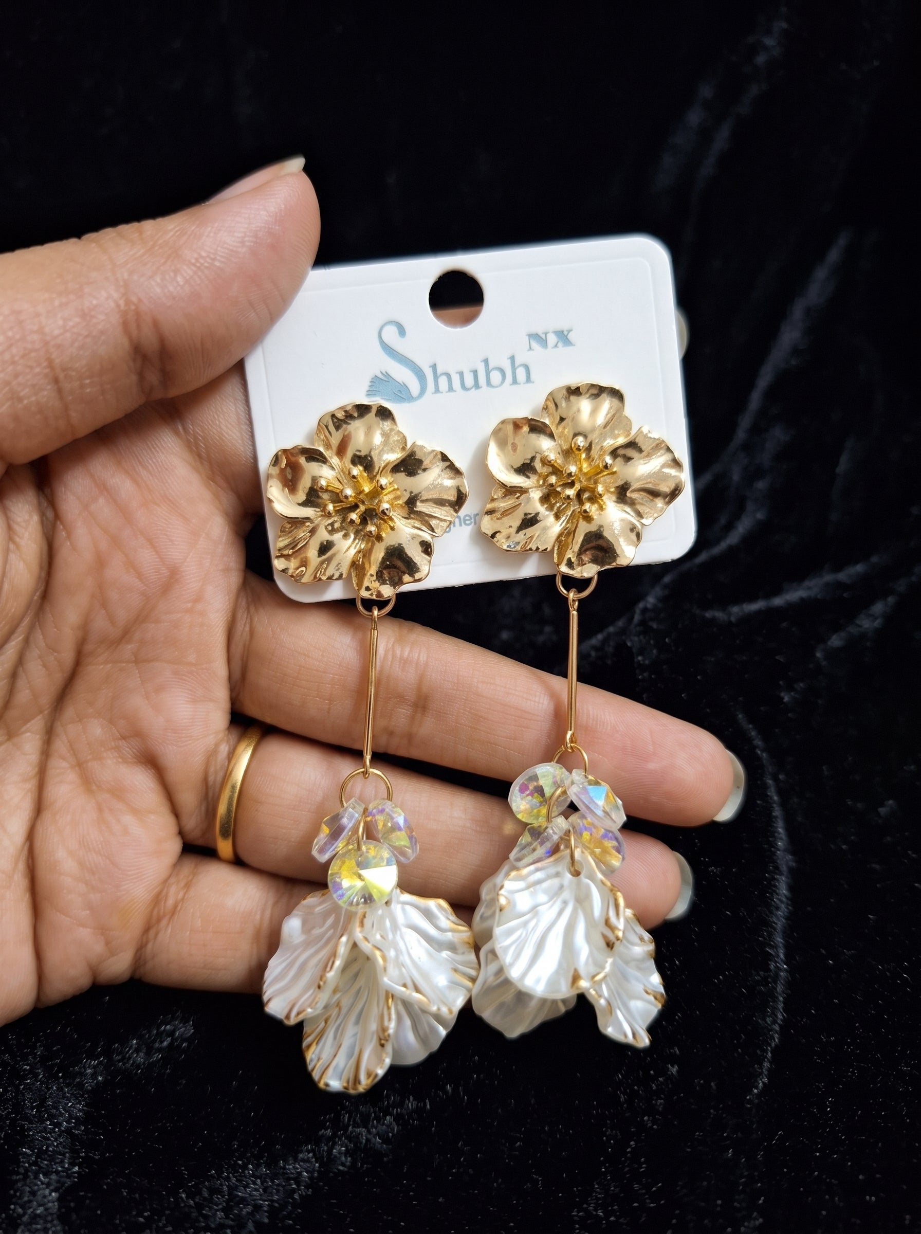 Anti tarnish earring 103
