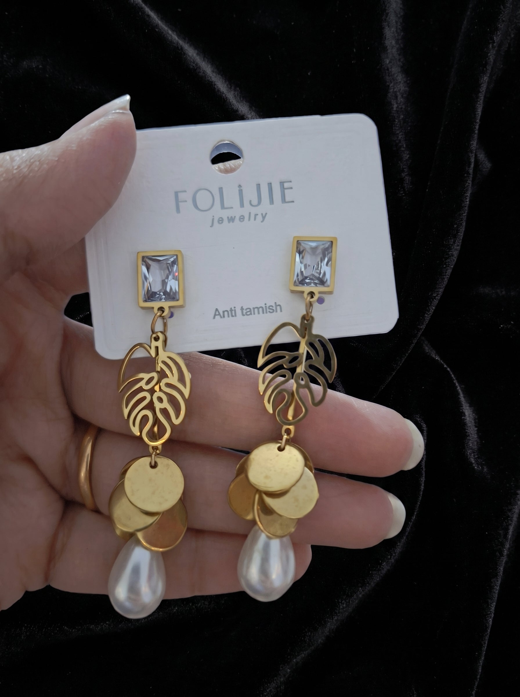Anti tarnish earring 75