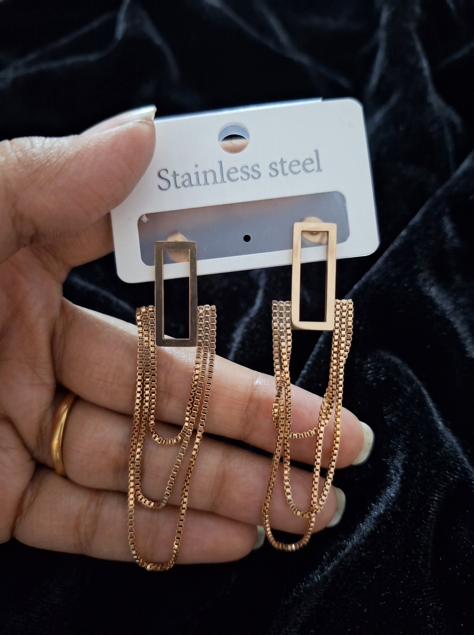 Anti tarnish earring 65