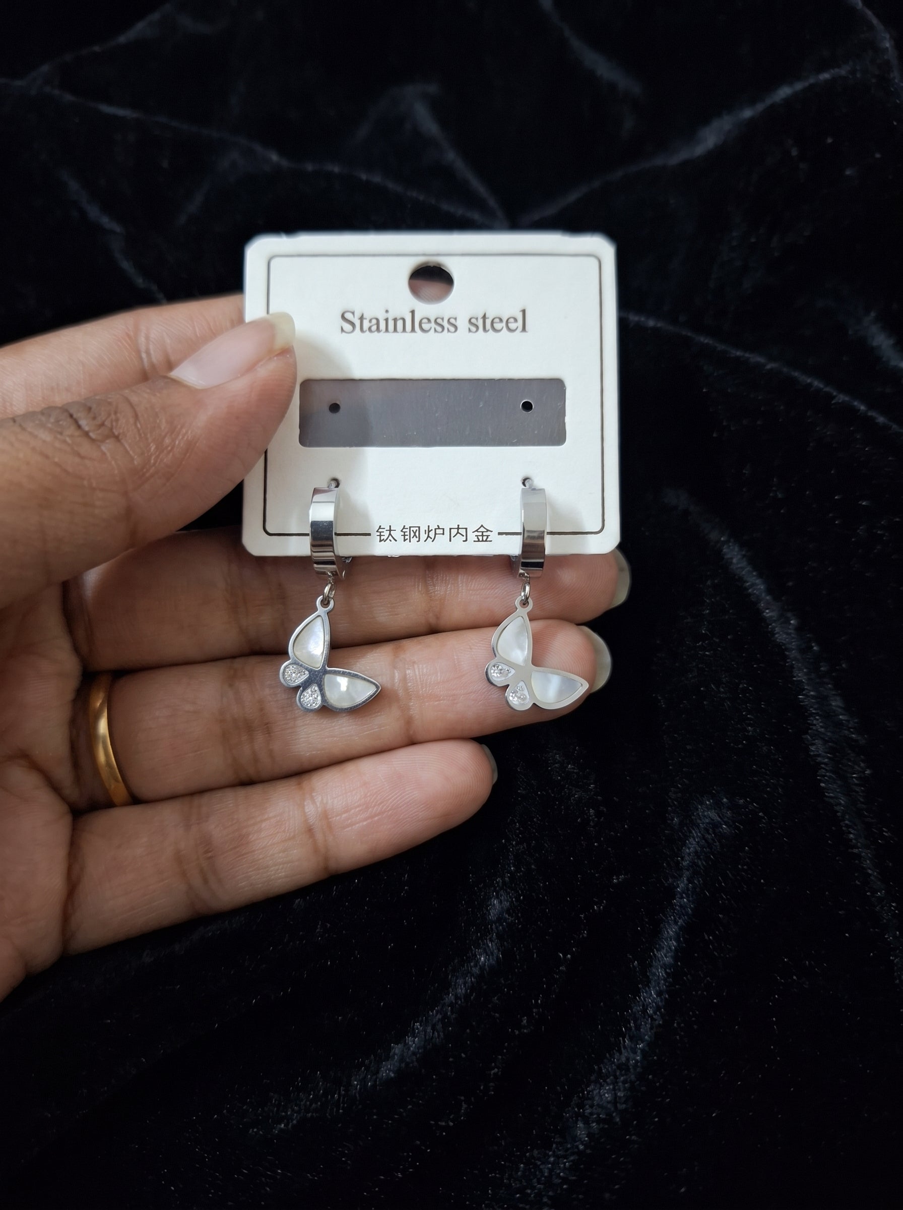 Anti tarnish earring 28