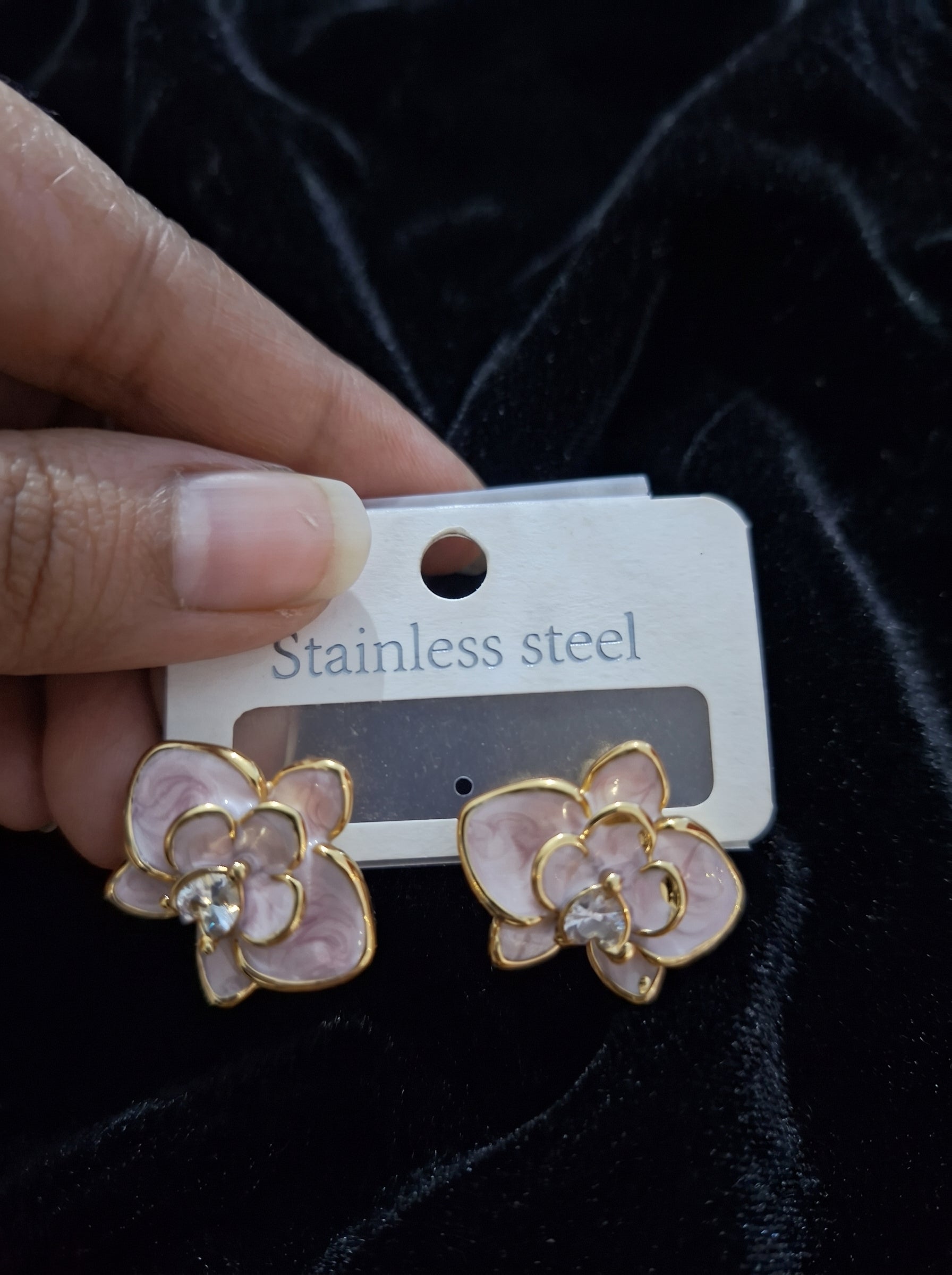 Anti tarnish earring 18