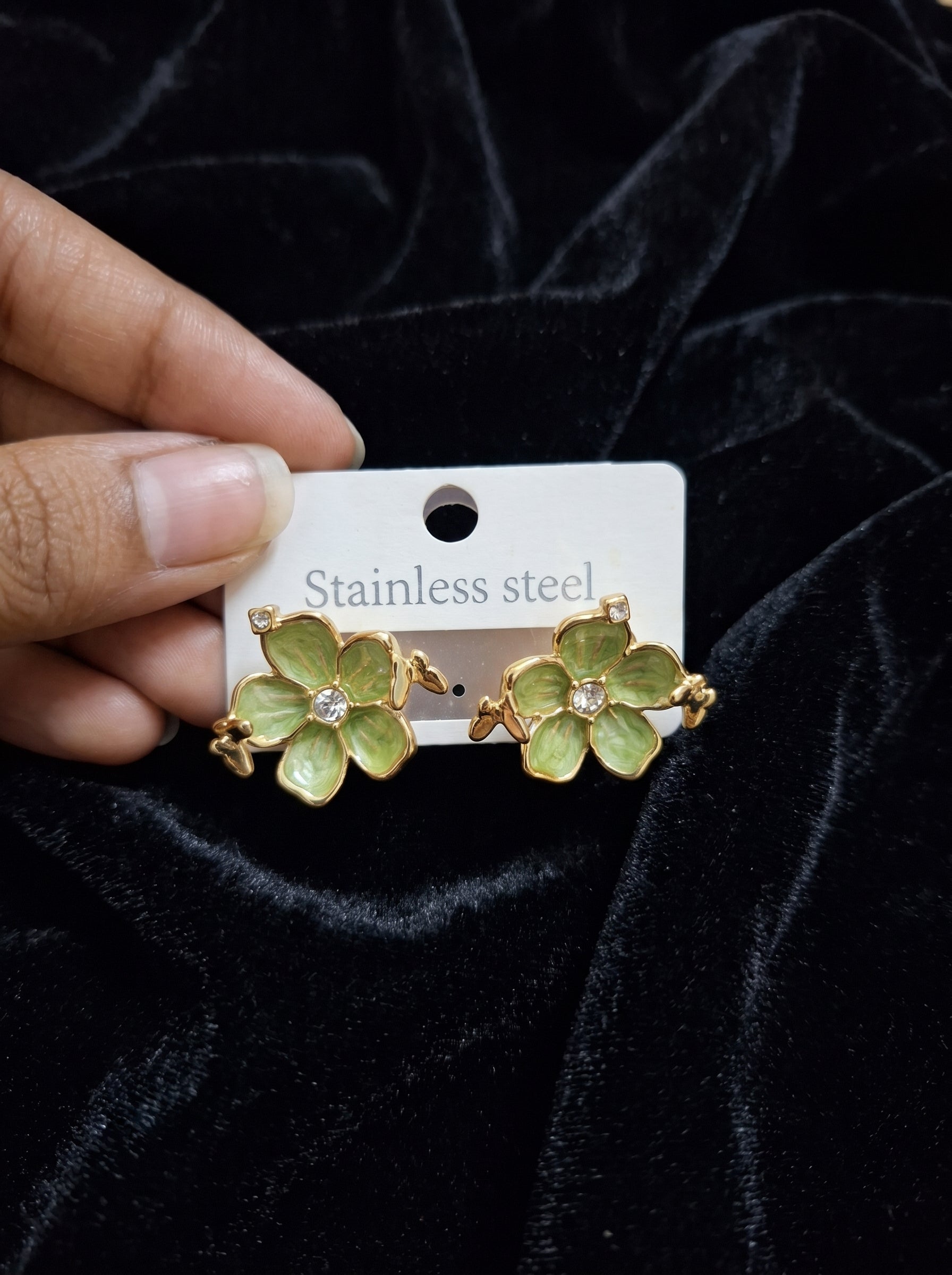 Anti tarnish earring 16
