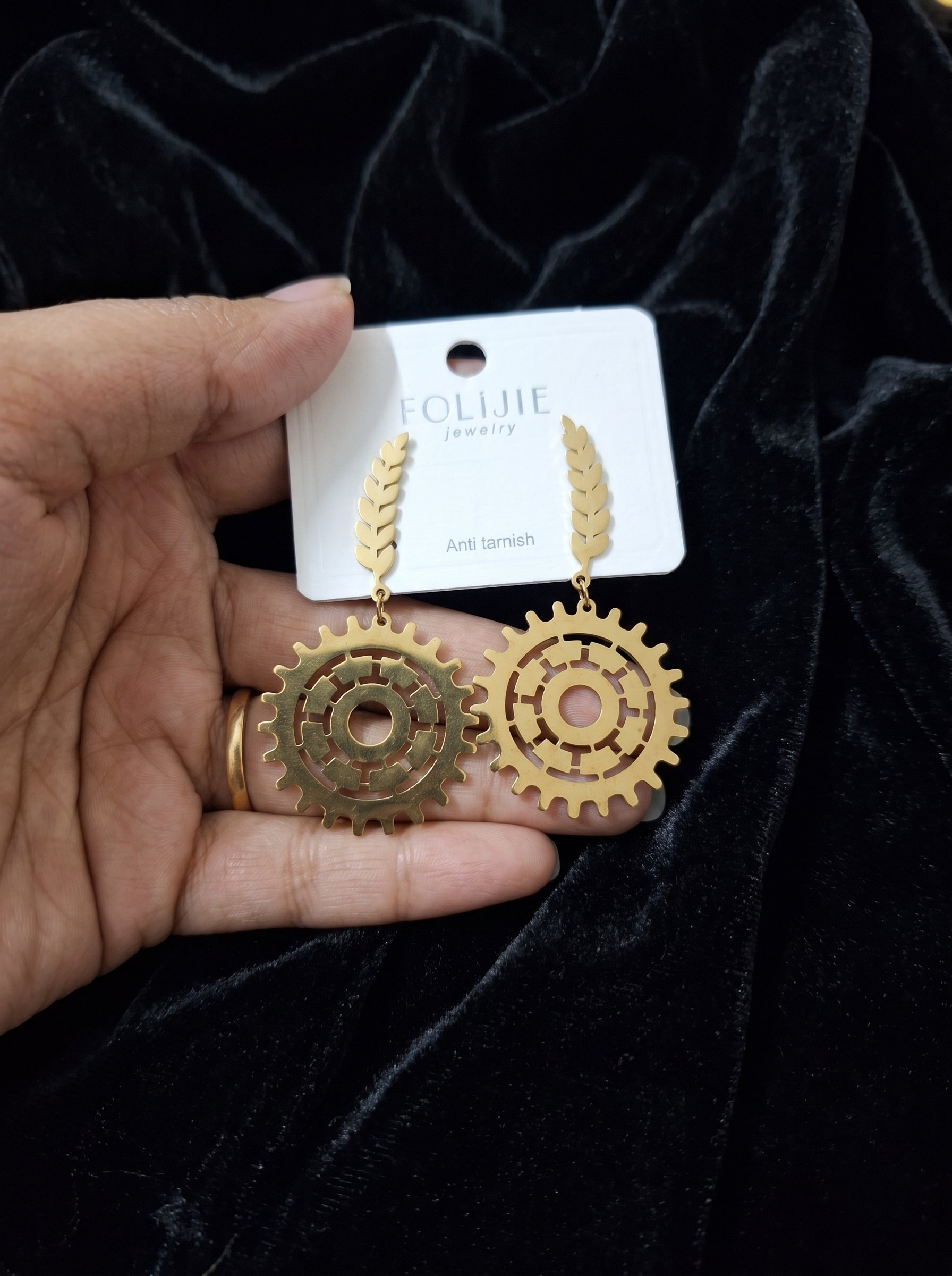 Anti tarnish earring 11